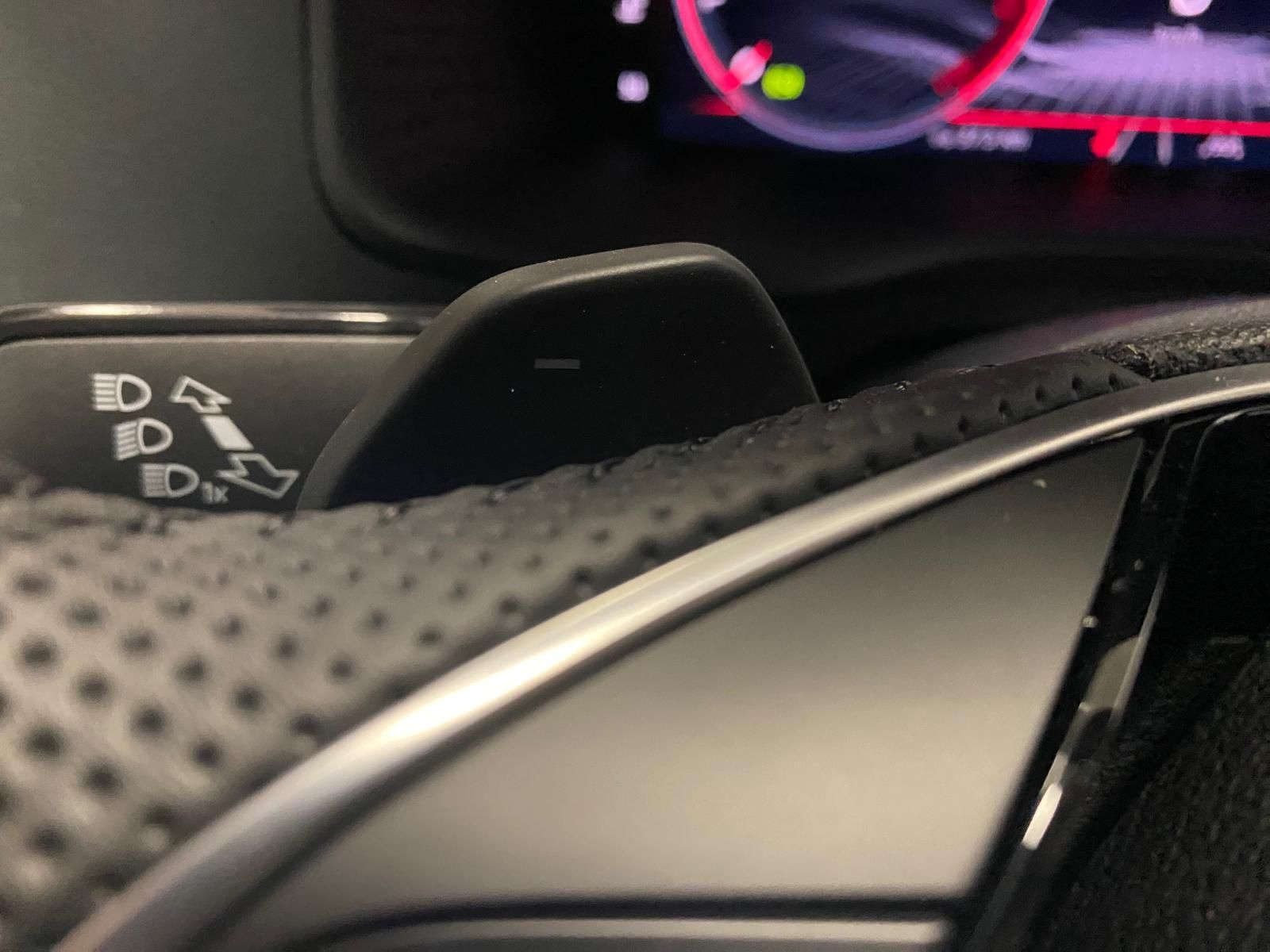 Fahrzeugabbildung SKODA Karoq 1.5 ACT SPORTLINE+5J GA+MATRIX+ACC+360+AHK