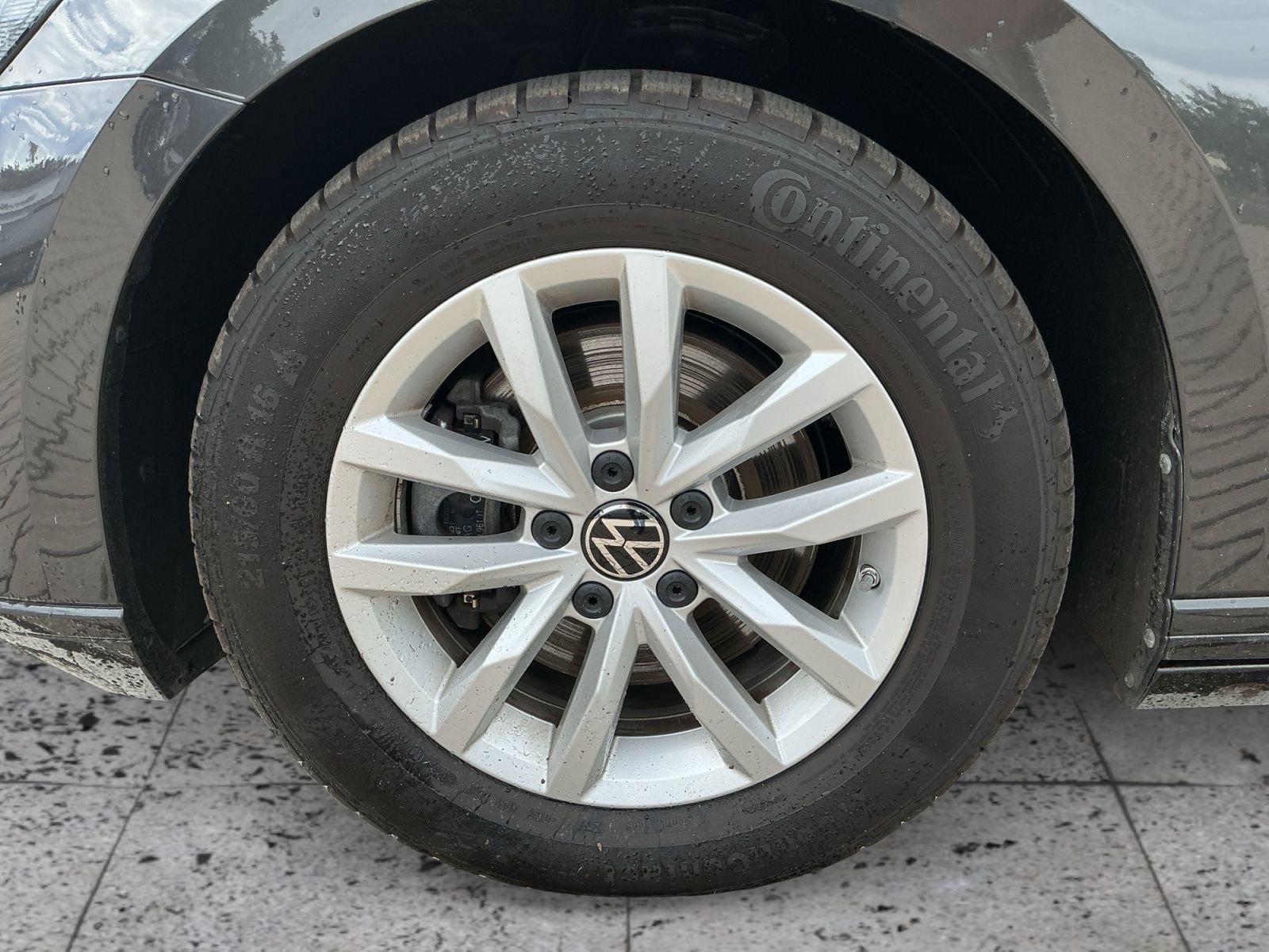 Volkswagen Passat Variant - Bild 8