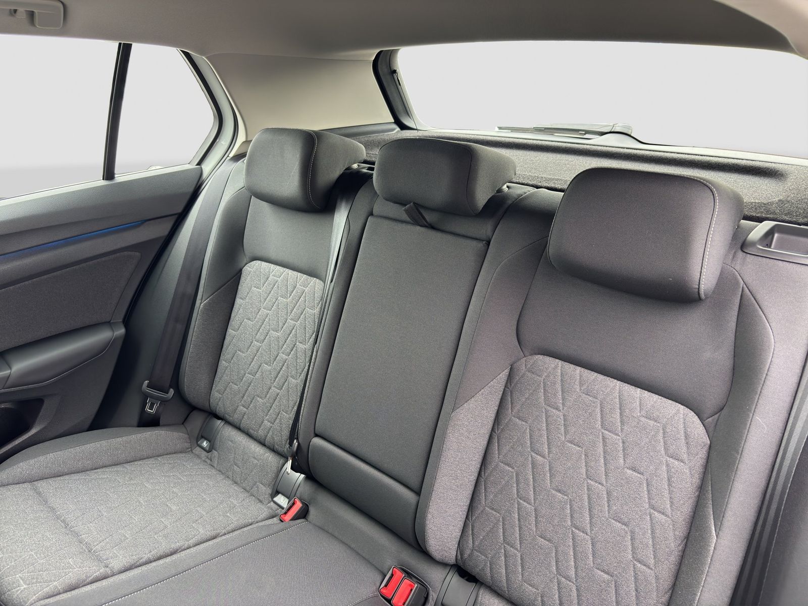 Volkswagen Golf Life 1.5 eTSI 115 PS DSG Standheizung Kamer foto 16