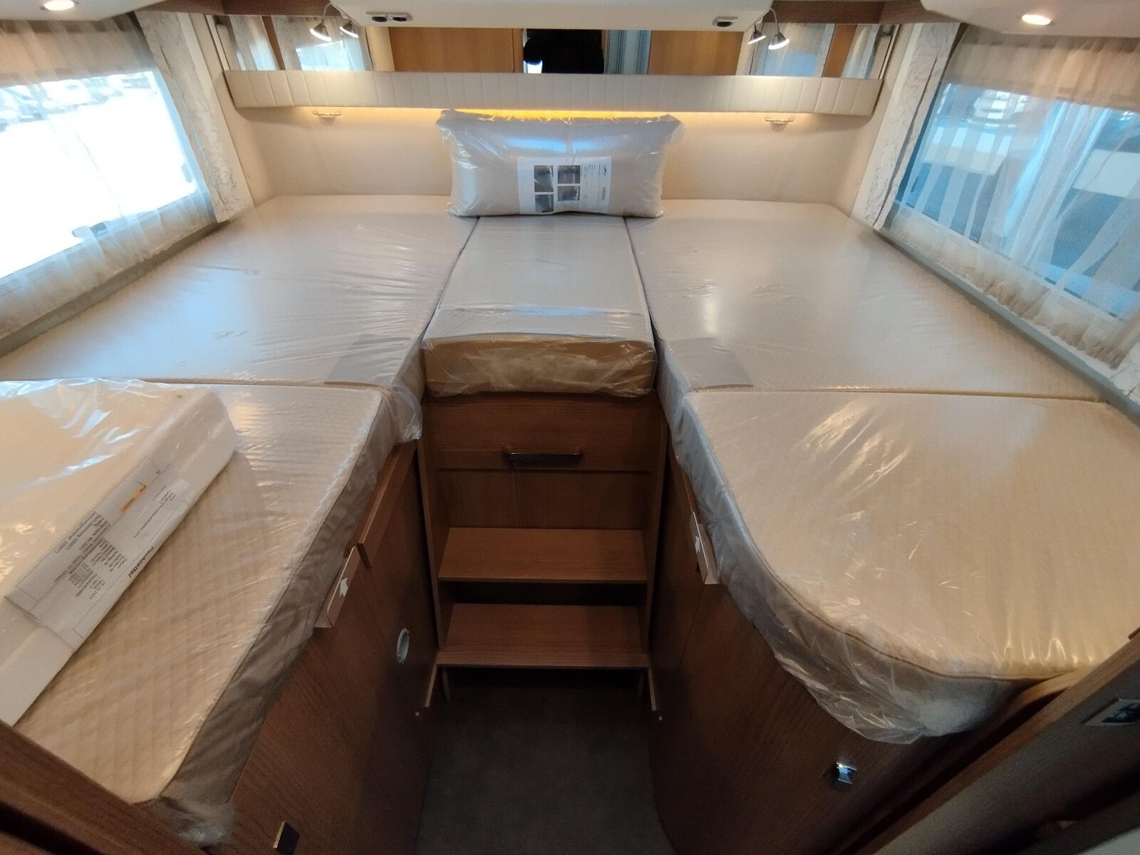 Fahrzeugabbildung Malibu T 490 RB LE comfort Mercedes,Distronic,LED,Autom