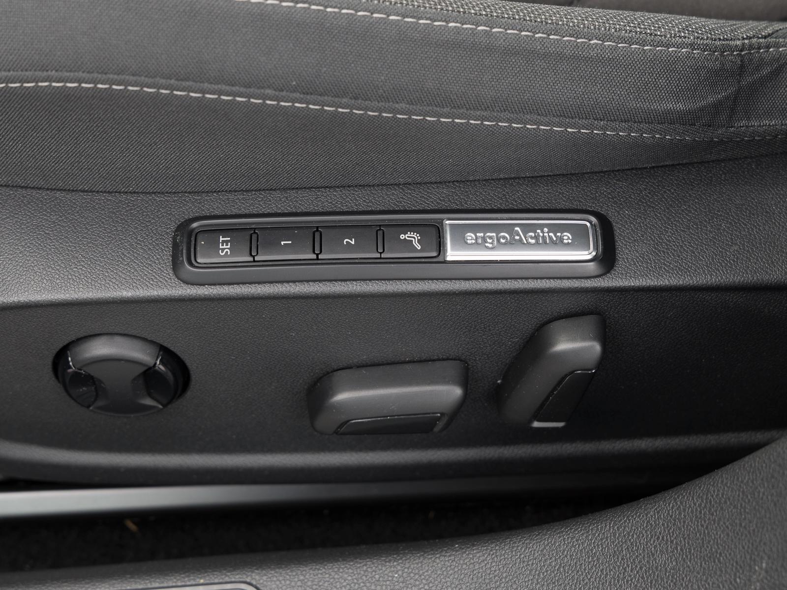 Volkswagen Golf VIII 1.5 TSI Style IQ.Light NaviPro Keyless, миниатюра 11