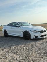 BMW M4 Coupé M4 - BMW M4: Privatanbieter