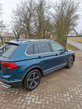 Volkswagen Tiguan 2.0 TSI OPF 140kW DSG 4MOTION Elegance - Volkswagen Tiguan: 140