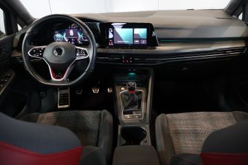 Volkswagen Golf VIII GTI 2.0 TSI AID+CARPLAY+AMBIENT+PANO