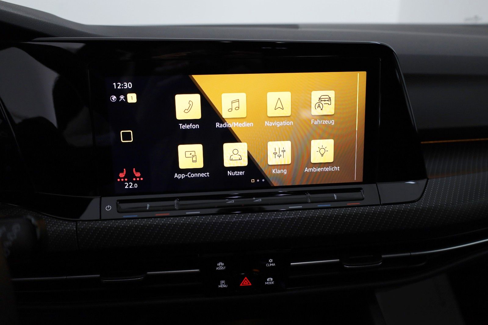 Fahrzeugabbildung Volkswagen Golf VIII Variant R-Line eTSI Navi,LED,ACC,AHK