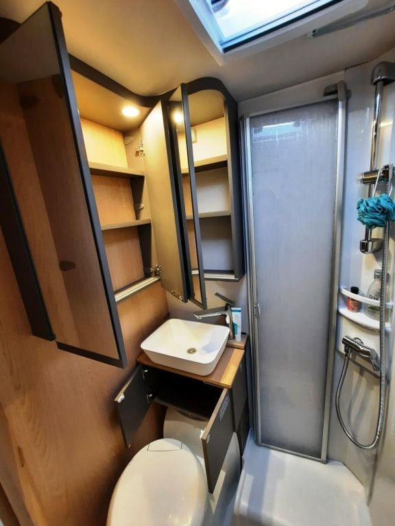 Fahrzeugabbildung LMC Tourer T 663 G 70 Jahre Sie sparen 7.731,- €