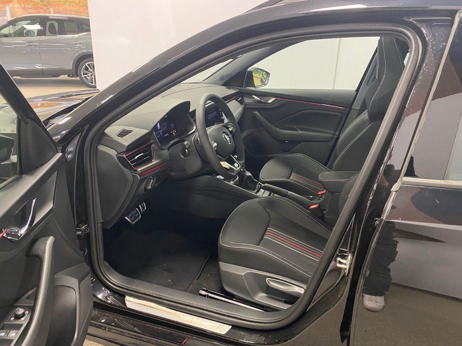 Fahrzeugabbildung SKODA Kamiq 1.5 TSI ACT DSG Monte Carlo+MATRIX+APP++++