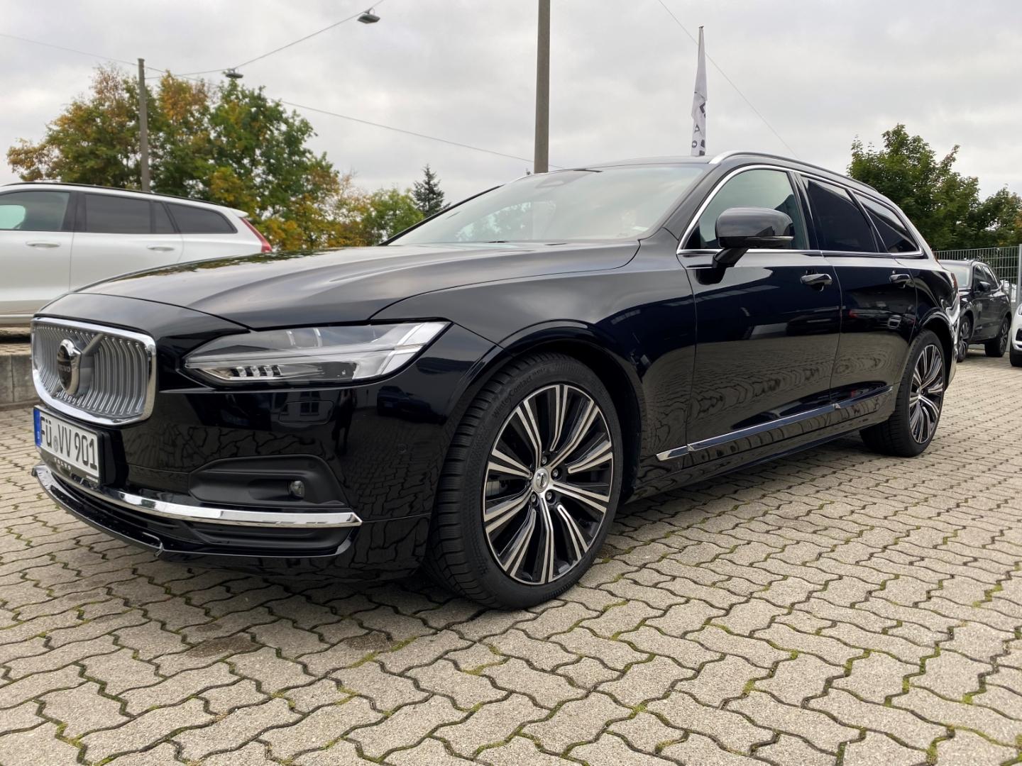 Volvo V90 B4 Benzin Kombi Plus Bright 360°Kamera Panor