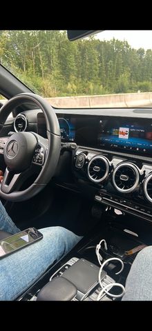 MERCEDES-BENZ A 180 d -