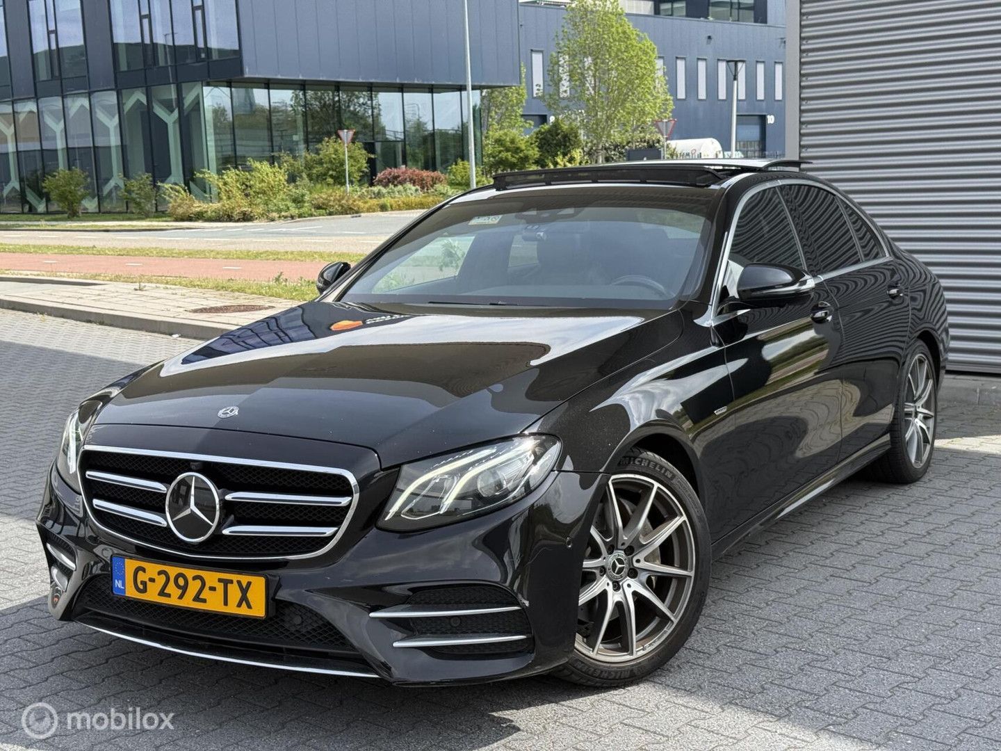 Mercedes-Benz E 220 d|Amg|Burmester|Pano|Night imagem 3