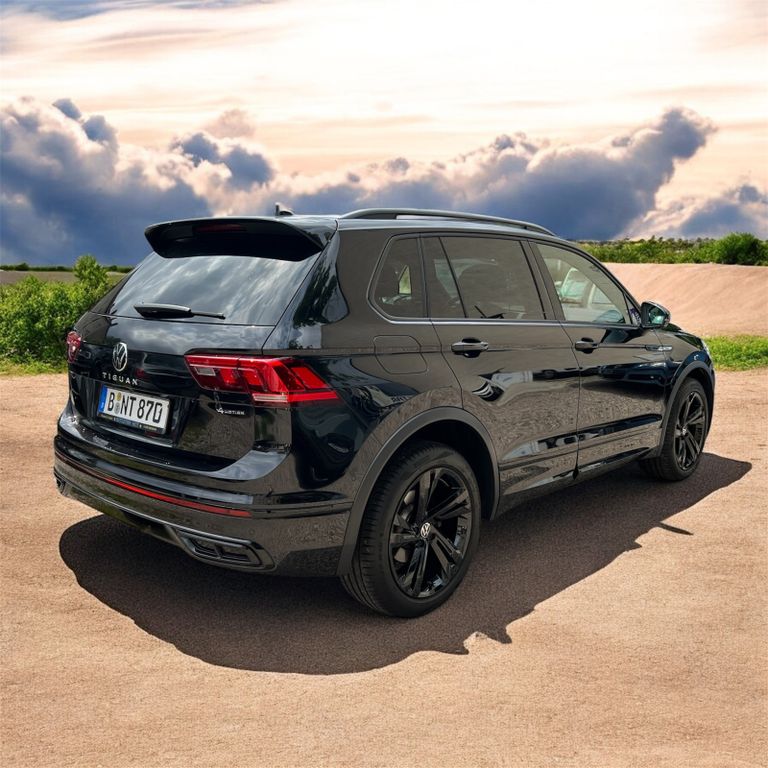 Volkswagen Tiguan 2.0 TDI DSG 4M Black & R-Line PANO LEDER