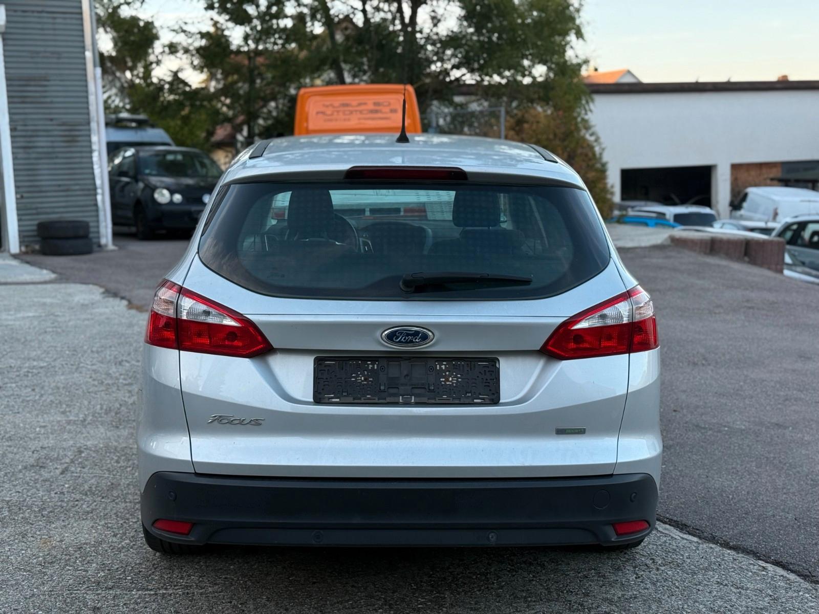 Ford Focus 2013 — photo 5