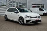Volkswagen Golf VII 2.0 R 4Motion LED Navi Panorama Leder - Benzin Gebrauchtwagen in Magdeburg