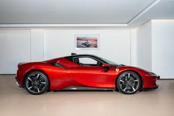 2020 Ferrari SF90 缩略图 11
