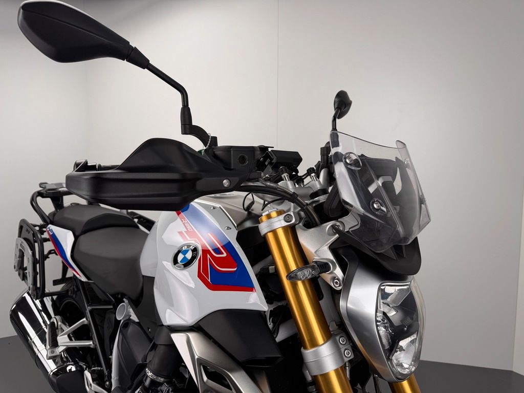 Fahrzeugabbildung BMW R 1250 R *SCHECKHEFTGEPFL. *1. HAND *TOP-ZUSTAND