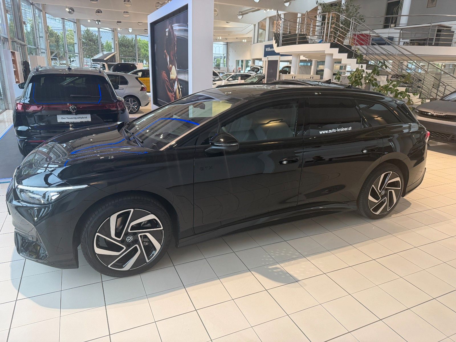 Volkswagen ID.7 Tourer GTX 4MOTION 250 kW / 86 kWh VOLL!! imagem 3