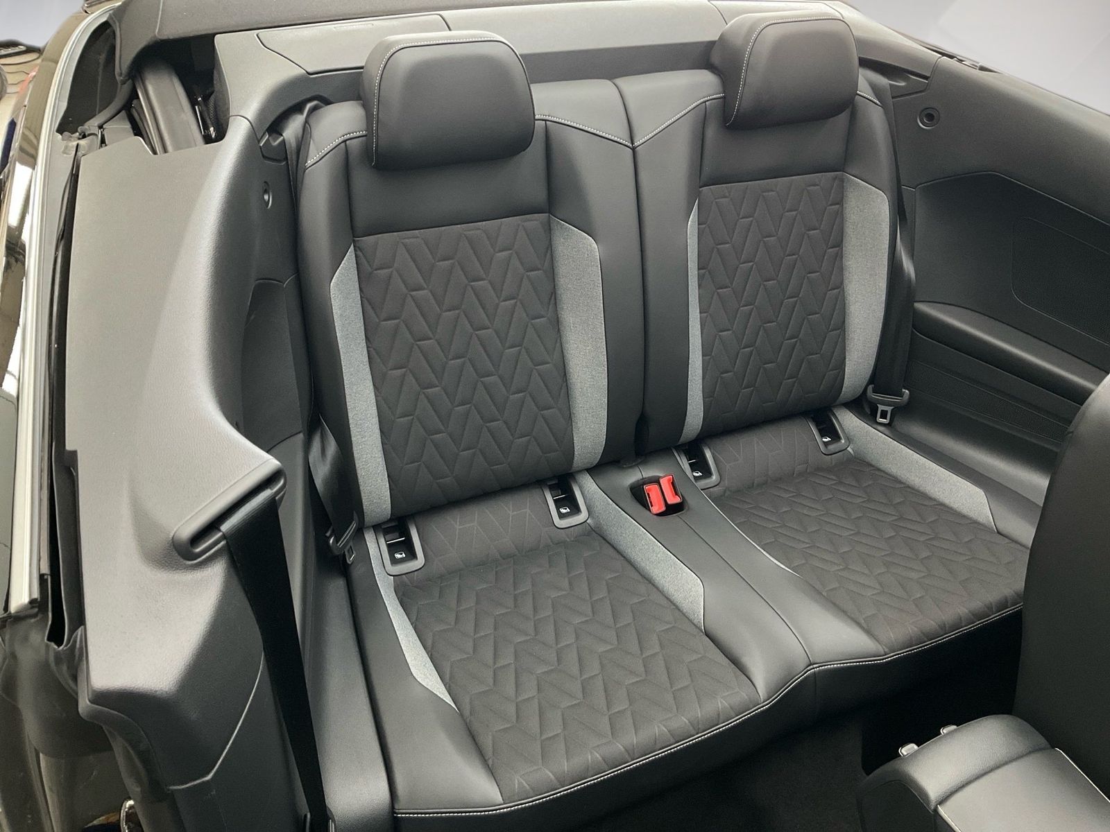 Volkswagen T-Roc - Bild 10