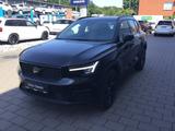 Volvo XC40 B3 (Benzin) Plus Black Edition Navi Cam - Volvo XC40 in Lübeck