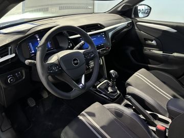 Fotografie 13 des Opel Corsa 1.2 Direct Injection Turbo GS