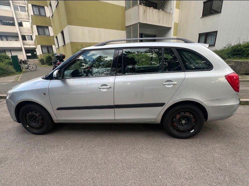 Skoda Fabia 2009 — photo 8