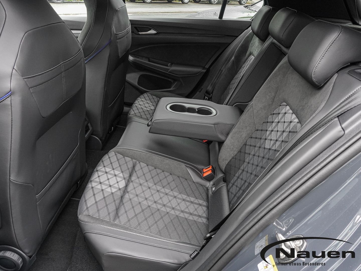 Volkswagen Golf - Bild 19