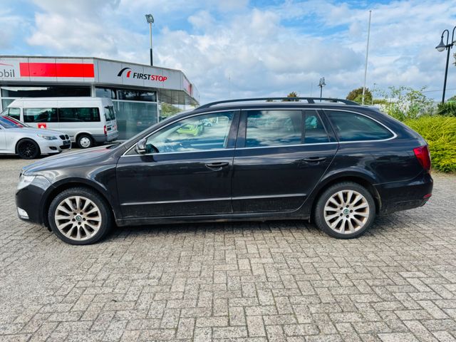 Skoda Superb Combi Exclusive*DSG*Motor Klackert