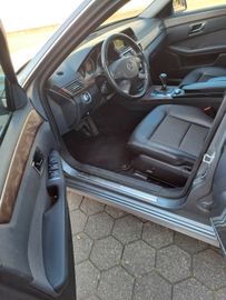 Mercedes E 250 - 7