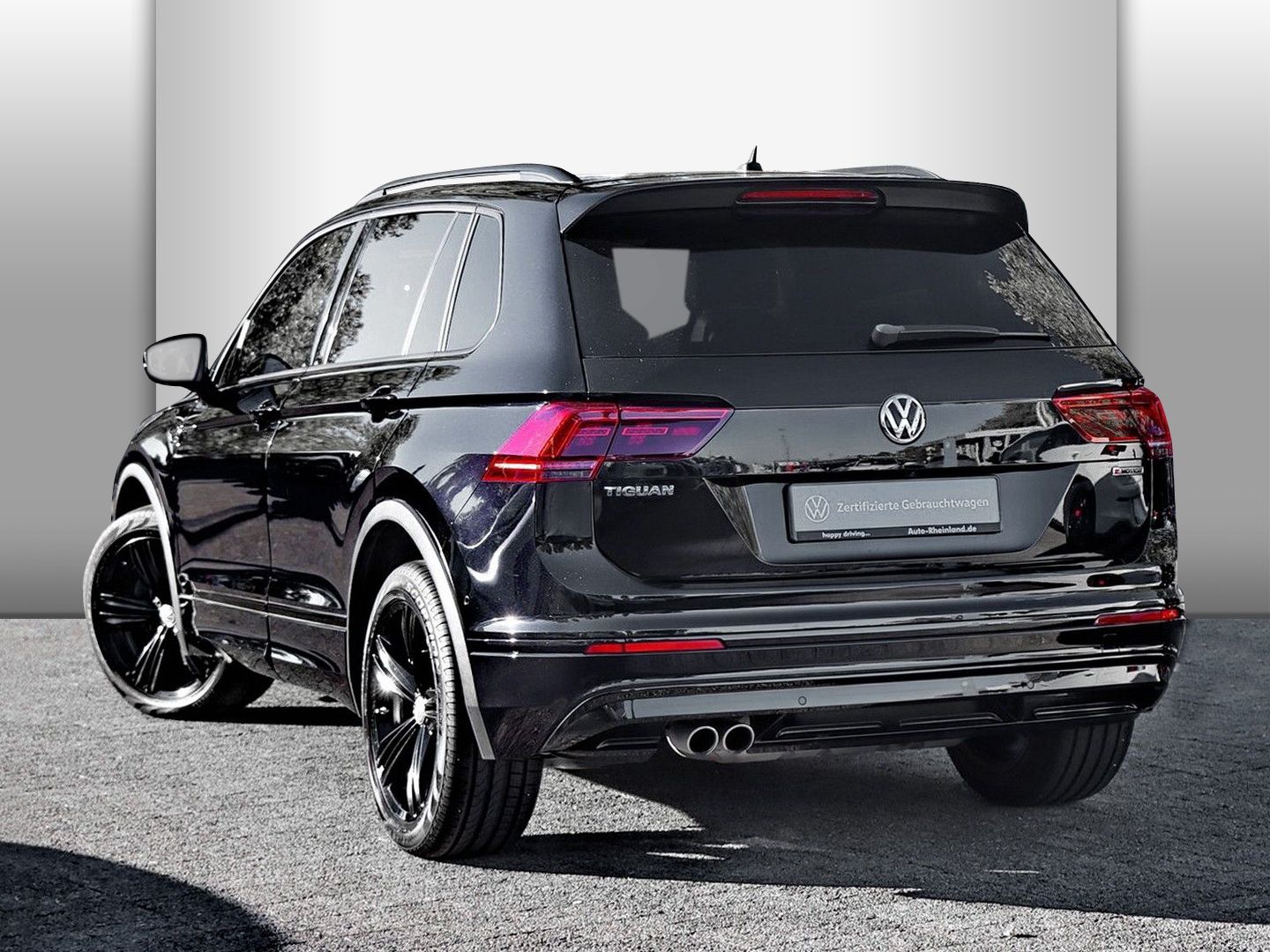 Volkswagen Tiguan Highline R-Line Black Style 4MOTION 2.0 T foto 2