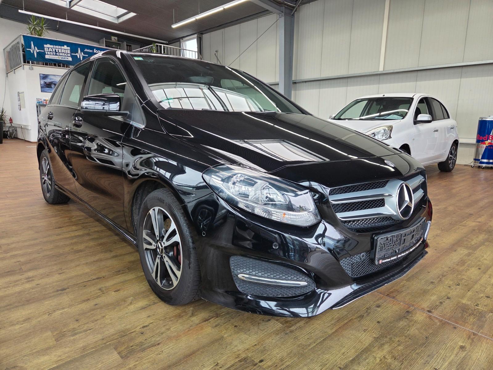 Mercedes-Benz B 180