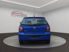 VW Polo 1.2 GA Klima teilb.Rücksb CD met. eFH Radio VW Polo 1.2 GA Klima teilb.Rücksb CD met. eFH Radio