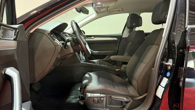 Passat Variant Business DSG KAMERA LED PDC SHZ - Bild 10