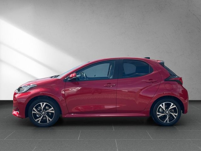 Toyota Yaris 1.5 Hybrid Teamplayer *2xPDC*BLIS*SHZ*