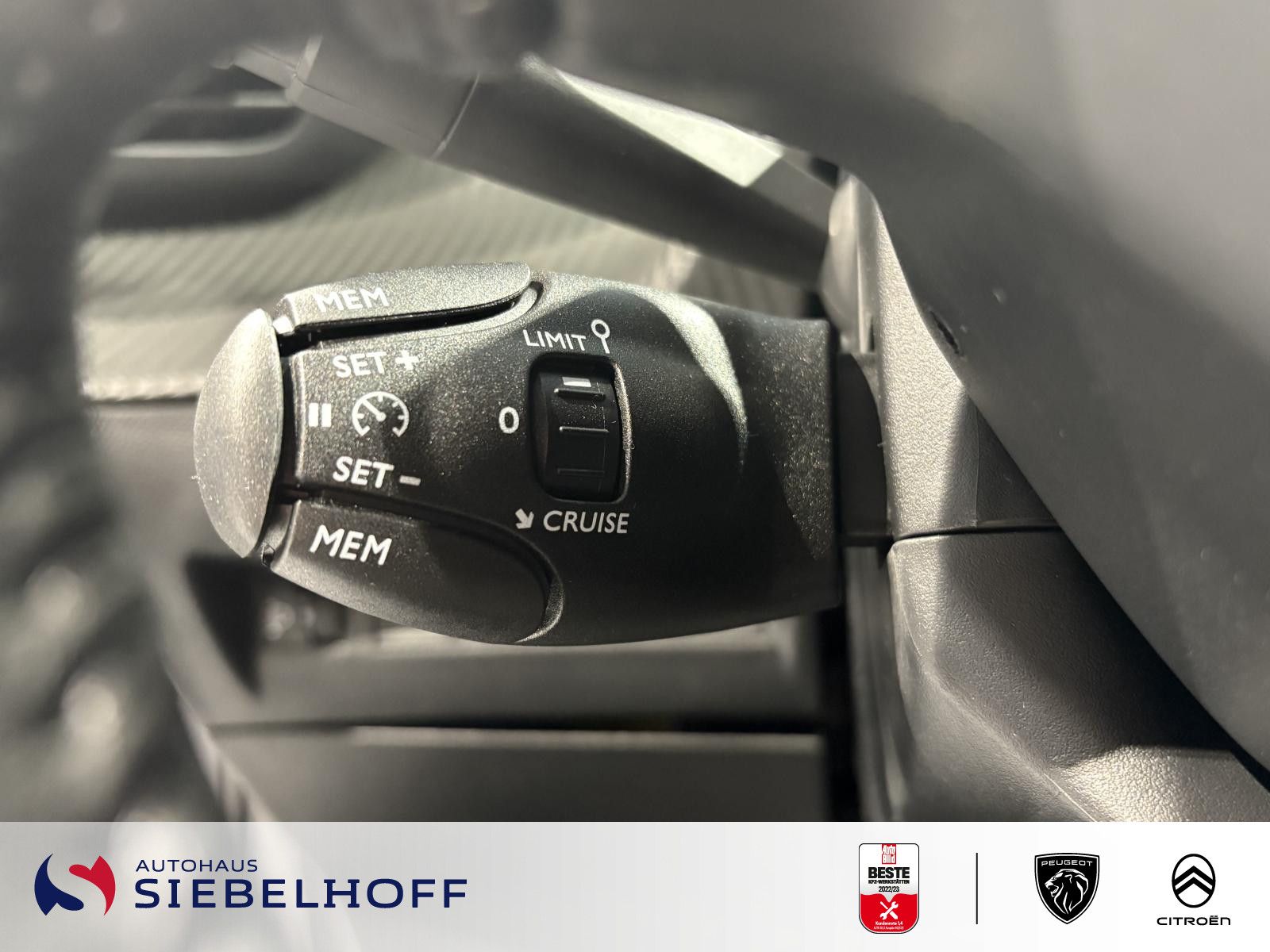 Peugeot 208 - Bild 12