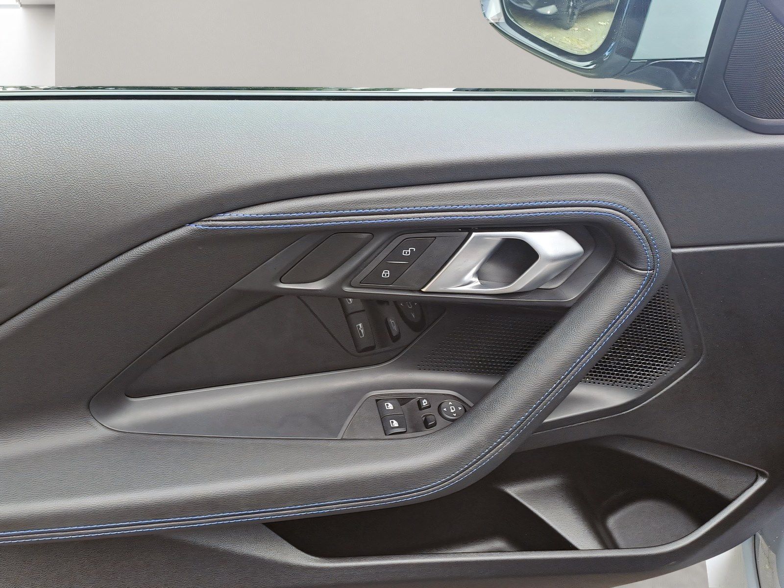 BMW 220 - Bild 19