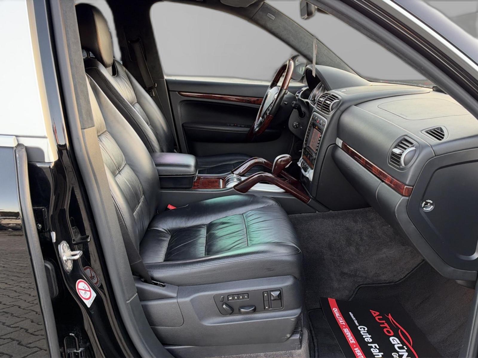 PORSCHE CAYENNE TURBO 4.5 V8 500CH - HISTORIQUE ENTRETIEN COMPLET - 140.000 KMS