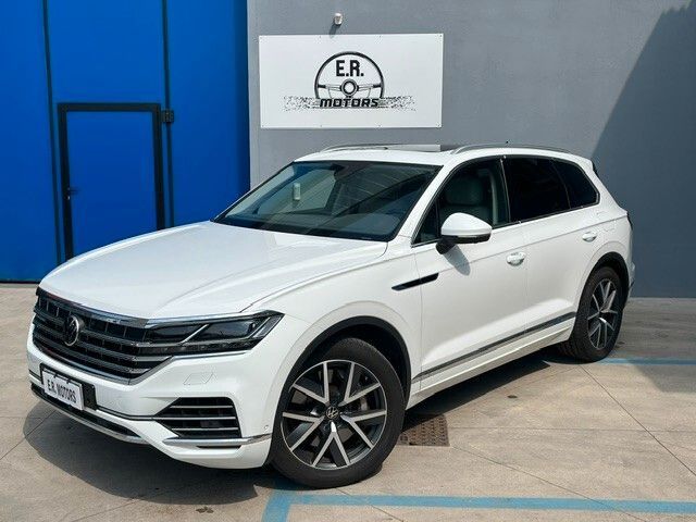 VW Volkswagen Touareg 3.0 V6 TSI eHybrid Elegance
