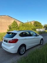 BMW 218 Active Tourer Luxury Line Pano Navi LED - BMW 218 Active Tourer von privat