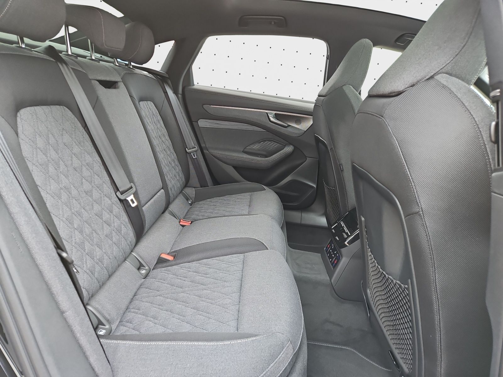 Audi A6 - Bild 16