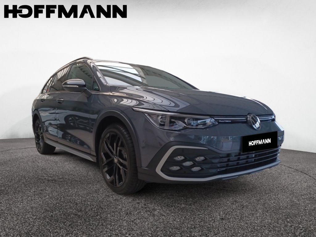 Fahrzeugabbildung Volkswagen Golf Variant Alltrack Panorama Black Style 4Mot.