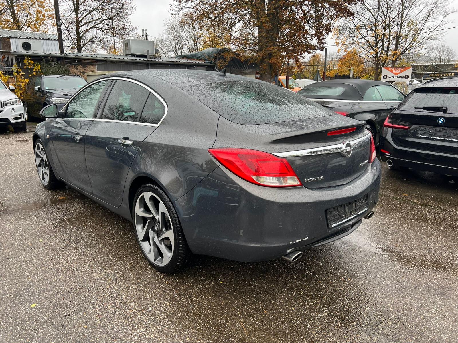 Opel Insignia A Lim. Innovation 4x4*Leder*Navi*Xenon