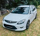 Hyundai i30 CW 1.6 CRDi Allwetter Alu PDC TÜV 01/2028 - Hyundai i30 aus 2010 mit Diesel-Antrieb