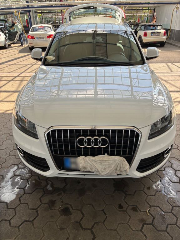 Image of Audi Q5