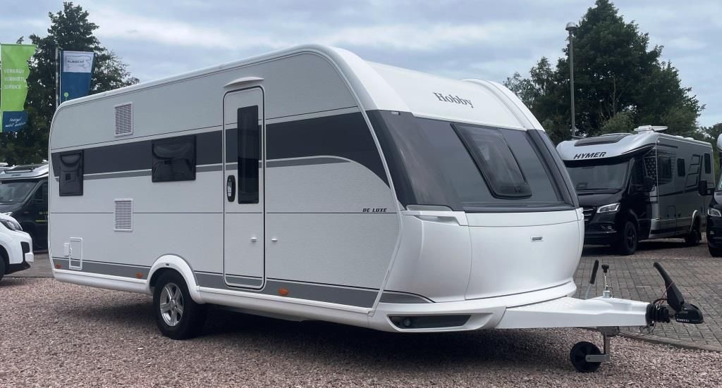 Fahrzeugabbildung Hobby De Luxe 545 KMF Verfüg./Auflastung 2.000 Kg