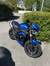 Triumph Speed Triple 1050 - Angebote entsprechen deinen Suchkriterien