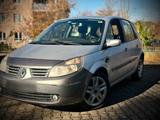 Renault Scenic 1.9 Dci - Renault Scenic aus 2005 mit Diesel-Antrieb