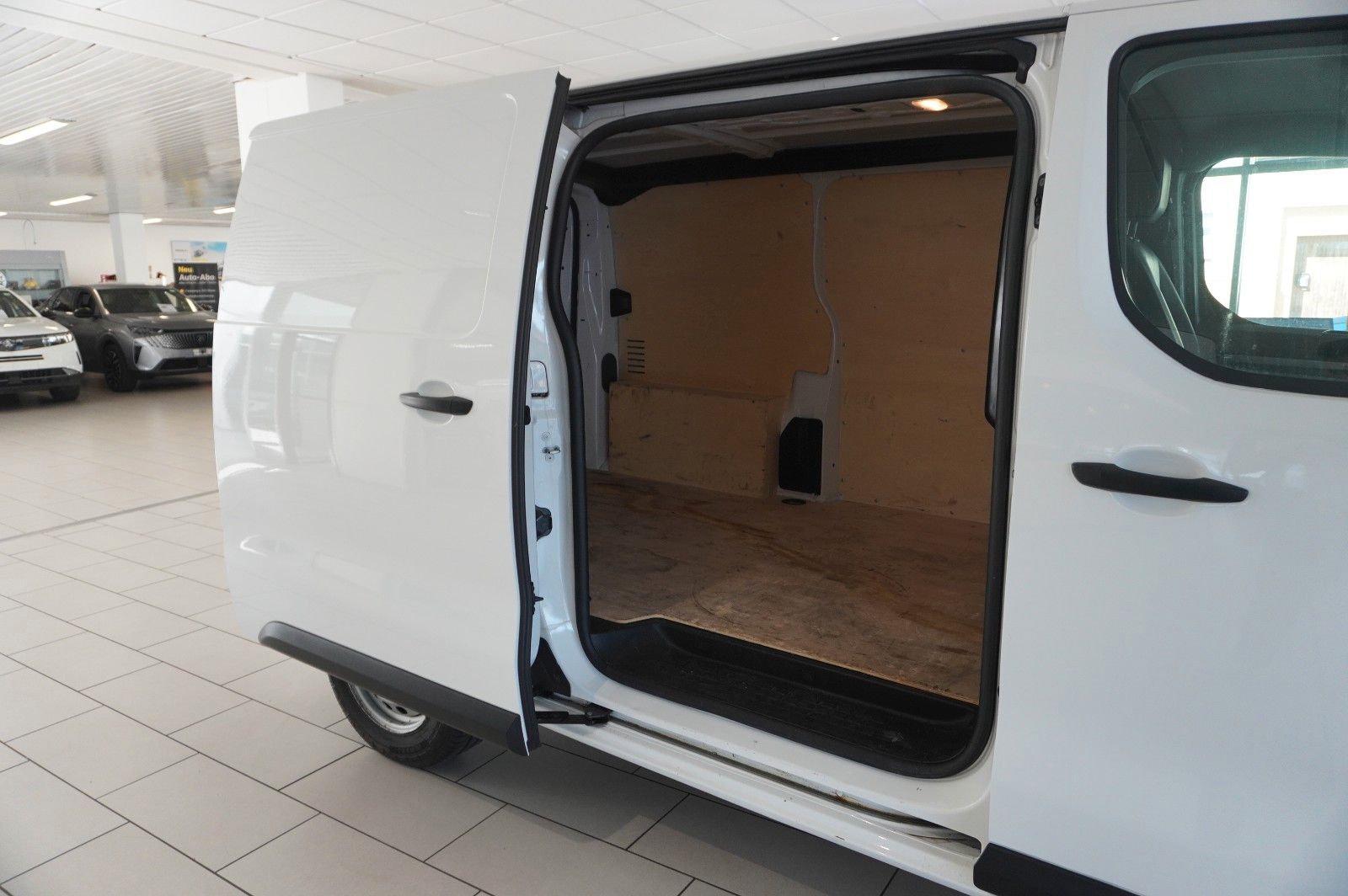 Fahrzeugabbildung Opel Vivaro-e Cargo Edition "M" KLIMA/PDC/TEMP./USB