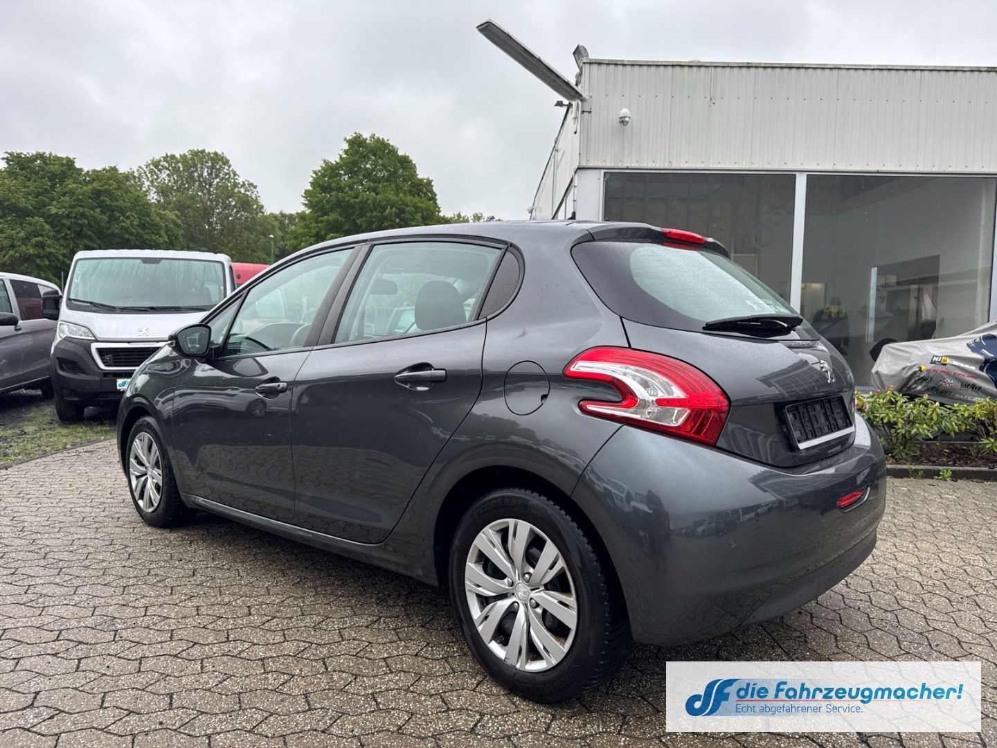 Fahrzeugabbildung Peugeot 208 Active Notbremsass. Temp PDC *EXPORT