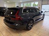 Volvo V60 MHybrid*Momentum*Pano*Cockpit*Navi*LED*R.Cam - Volvo V60: Momentum