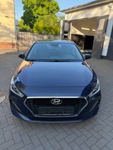 Hyundai i30 1.4 Pure Pure - Hyundai i30: Pure
