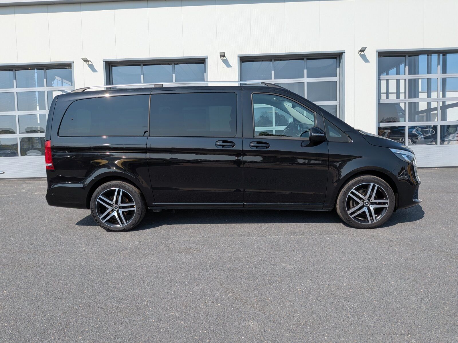 Mercedes-Benz V 220 d 4MATIC EDITION Lang Navi Standhz LED foto 3